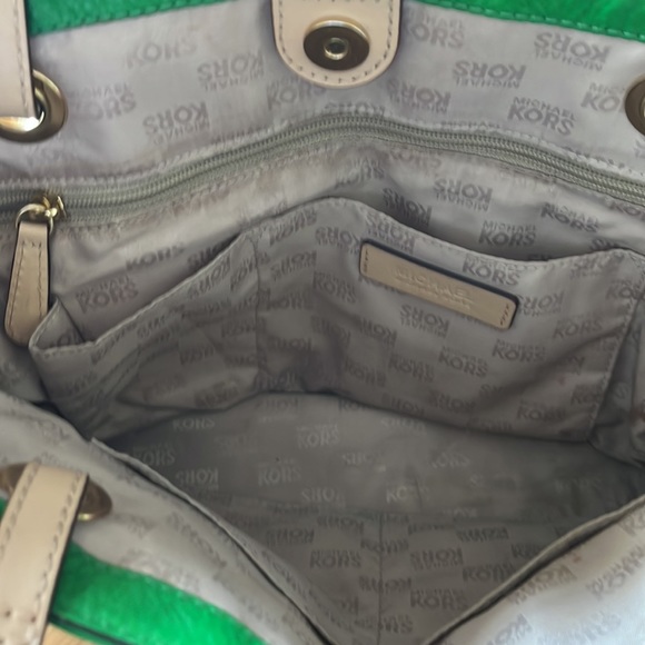 Michael Kors Green Medium Leather Tote - Picture 10 of 16